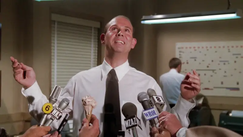 it looks like a big Tylenol.