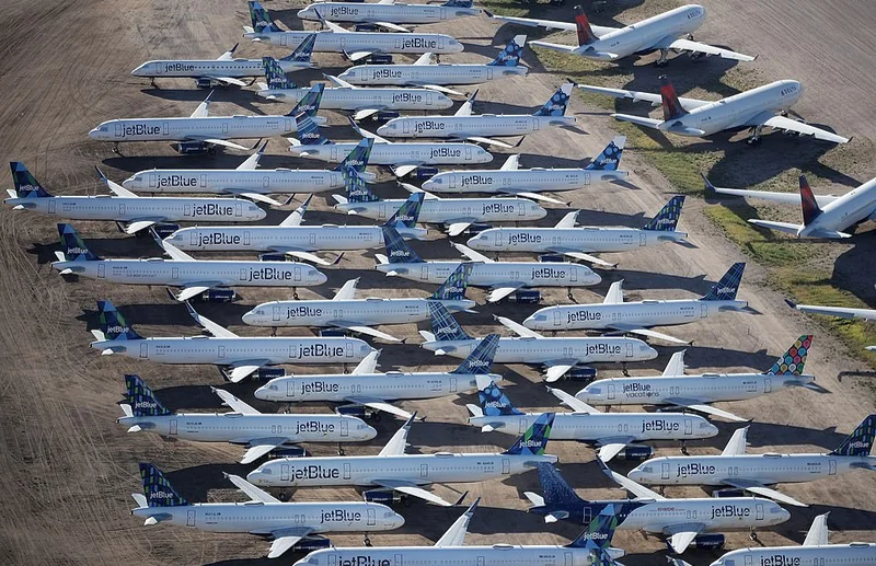 Jetblue planes parked in desert during COVID